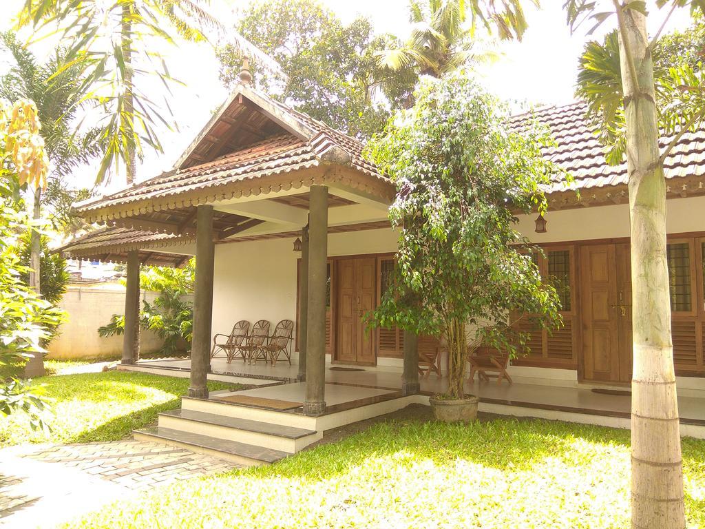 Green Court Cottage Thekkady Zewnętrze zdjęcie